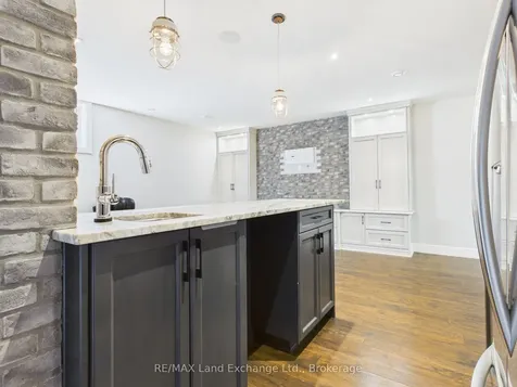24 Lakefield Drive Kincardine ON N2Z 2N8