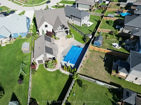 24 Lakefield Drive Kincardine ON N2Z 2N8