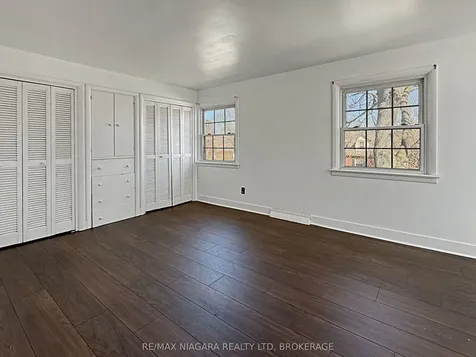 21 Highland Avenue Fort Erie ON L2A 2X6