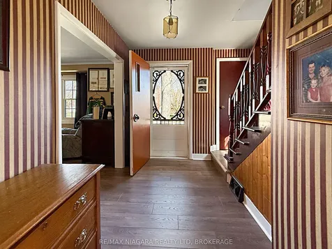 21 Highland Avenue Fort Erie ON L2A 2X6
