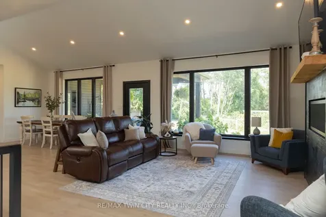 16 Forman Street Brant ON N0E 1R0