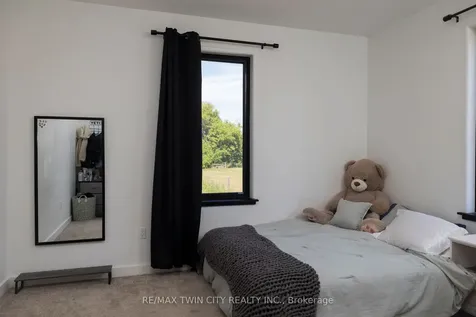 16 Forman Street Brant ON N0E 1R0