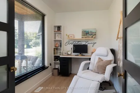 16 Forman Street Brant ON N0E 1R0