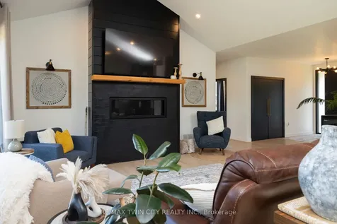 16 Forman Street Brant ON N0E 1R0