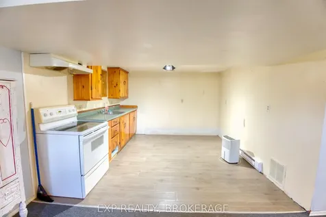 2281 Upper Flinton Road Addington Highlands ON K0H 1P0