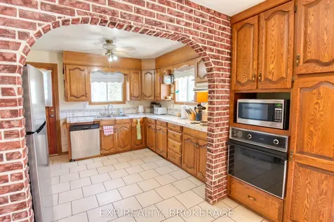 2281 Upper Flinton Road Addington Highlands ON K0H 1P0