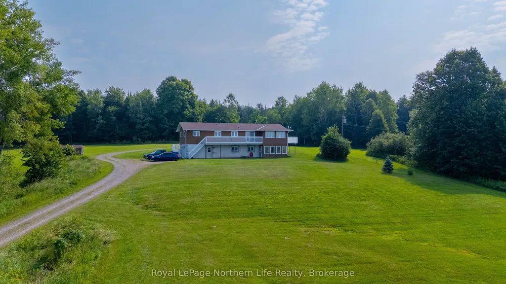 13 Sunnyside Road Bonfield ON P0H 1K0