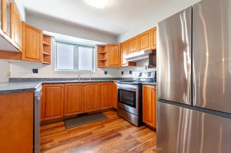 13 Sunnyside Road Bonfield ON P0H 1K0
