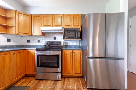 13 Sunnyside Road Bonfield ON P0H 1K0
