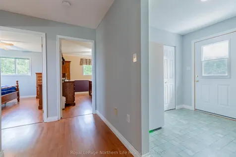 13 Sunnyside Road Bonfield ON P0H 1K0