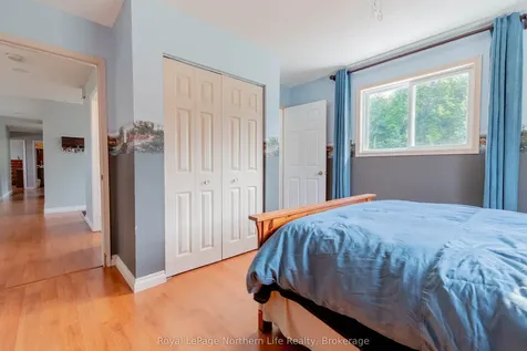 13 Sunnyside Road Bonfield ON P0H 1K0