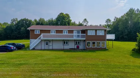 13 Sunnyside Road Bonfield ON P0H 1K0