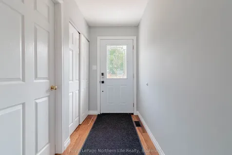 13 Sunnyside Road Bonfield ON P0H 1K0