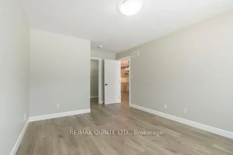 55 Sandhu Crescent Belleville ON K8P 0G7