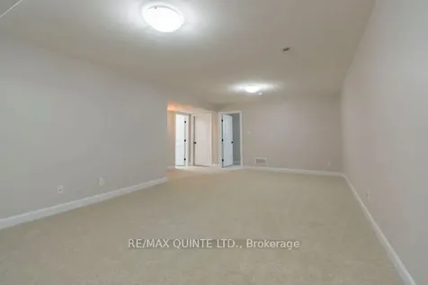 55 Sandhu Crescent Belleville ON K8P 0G7