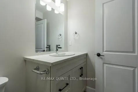 55 Sandhu Crescent Belleville ON K8P 0G7