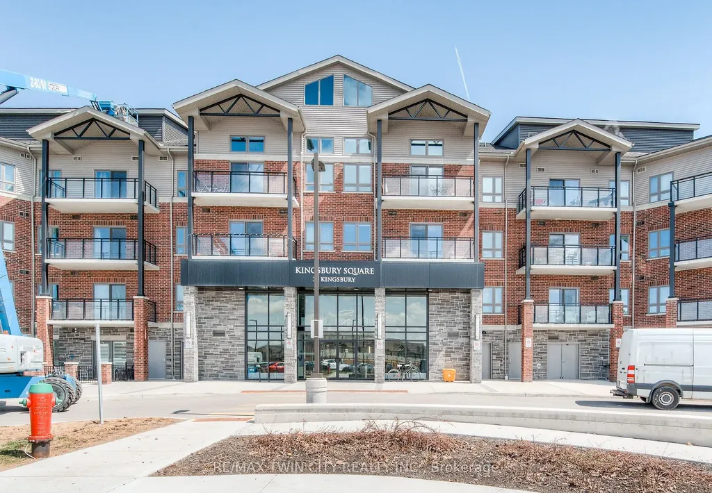 35 Kingsbury Square Guelph ON N1L 0J4
