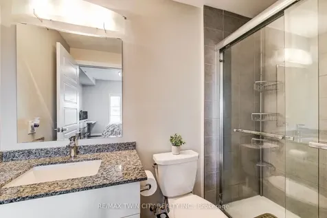 35 Kingsbury Square Guelph ON N1L 0J4