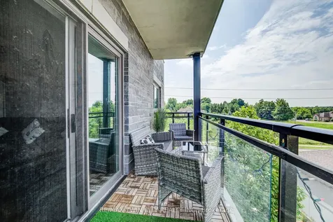 35 Kingsbury Square Guelph ON N1L 0J4