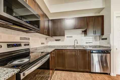35 Kingsbury Square Guelph ON N1L 0J4