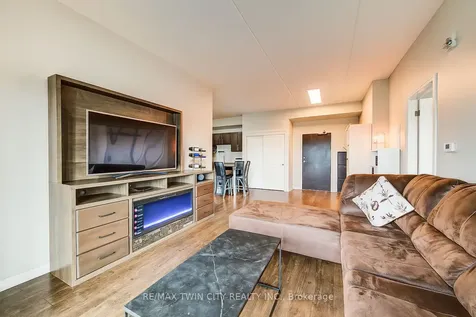 35 Kingsbury Square Guelph ON N1L 0J4