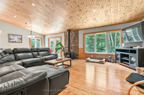 1012 Redner Road Algonquin Highlands ON K0M 1S0