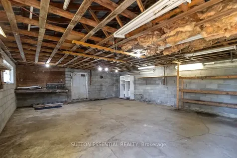 8625 County Road 15 Road Augusta ON K0G 1R0