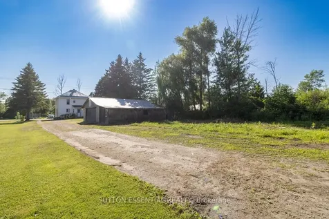 8625 County Road 15 Road Augusta ON K0G 1R0