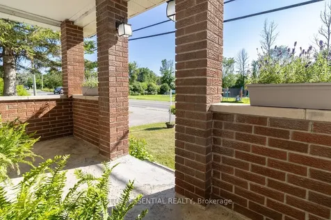 8625 County Road 15 Road Augusta ON K0G 1R0