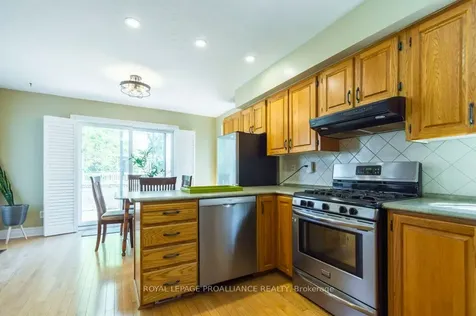 14 Sherwood Crescent Belleville ON K8P 5G1