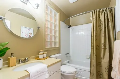 14 Sherwood Crescent Belleville ON K8P 5G1