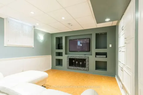 14 Sherwood Crescent Belleville ON K8P 5G1