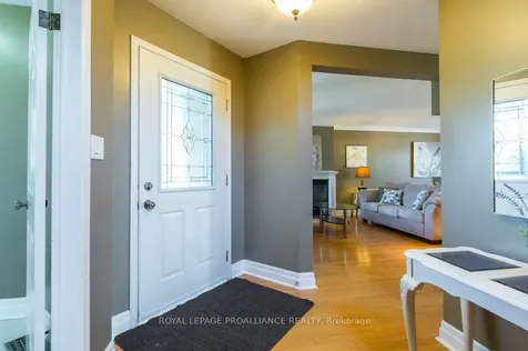 14 Sherwood Crescent Belleville ON K8P 5G1