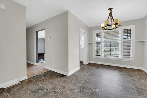 9 Gavin Drive St. Catharines ON L2M 2X4