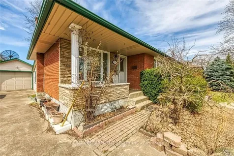 9 Gavin Drive St. Catharines ON L2M 2X4