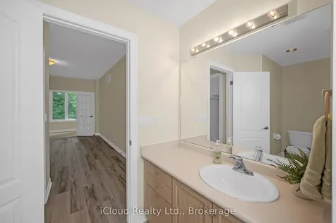 40 Wesleyan Court Hamilton ON L9G 5C7