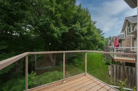 40 Wesleyan Court Hamilton ON L9G 5C7