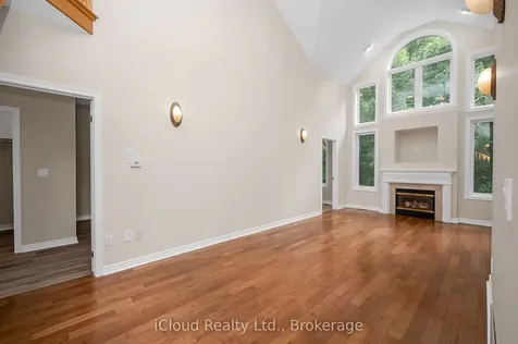 40 Wesleyan Court Hamilton ON L9G 5C7