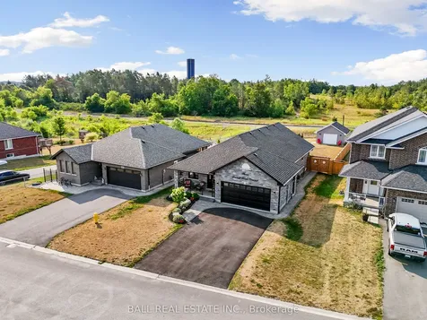 3 Darrell Drain Crescent Asphodel-norwood ON K0L 2V0