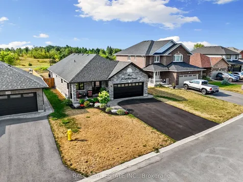 3 Darrell Drain Crescent Asphodel-norwood ON K0L 2V0