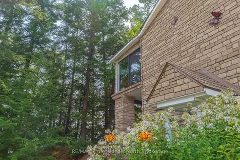 1077 Precambrian Drive N Algonquin Highlands ON P0A 1E0