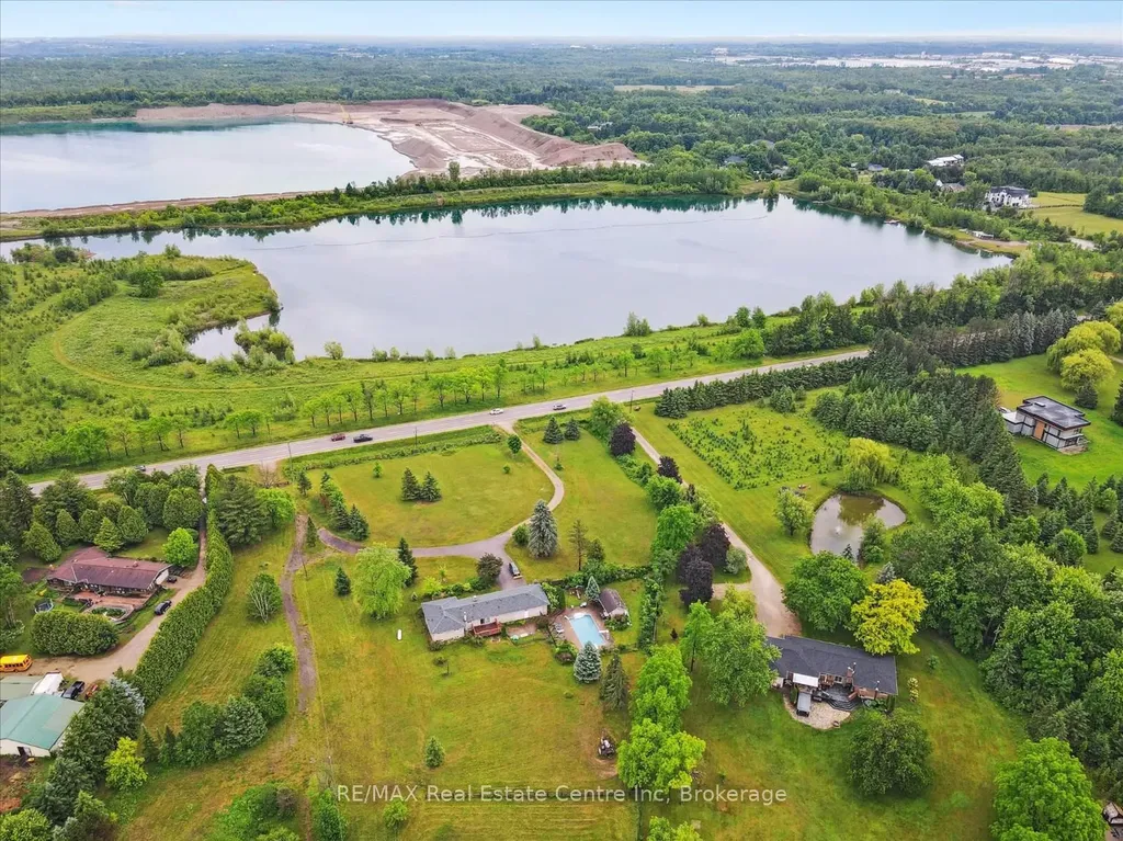 7648 Wellington Road 34 Road Puslinch ON N0B 2J0