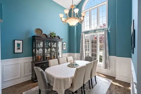 152 Redwood Court Welland ON L3C 7C4