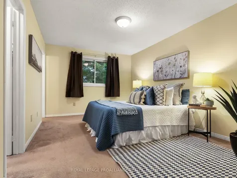 904 Chipping Park Boulevard Cobourg ON K9A 5H2