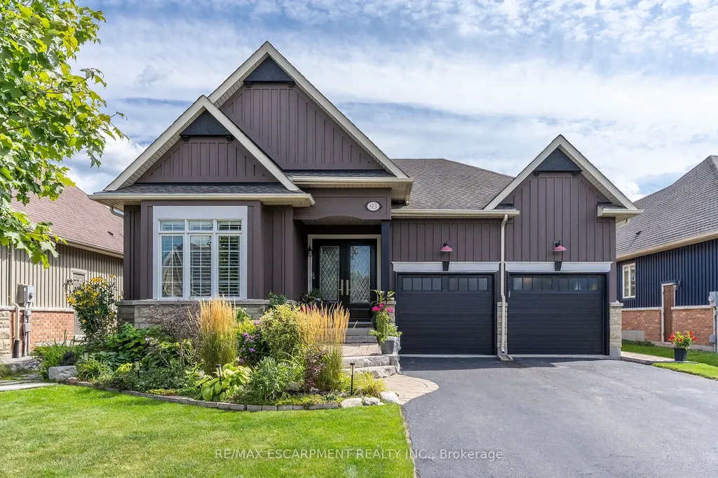 93 Aberfoyle Mill Crescent Puslinch ON N1H 6H9