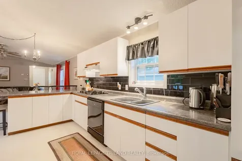 14 Dominican Lane Bluewater ON N0M 1N0