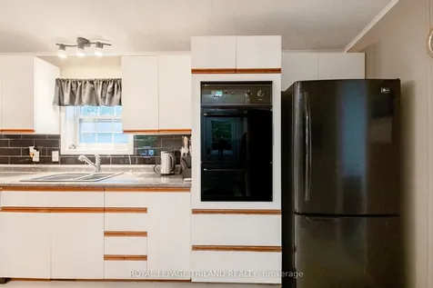 14 Dominican Lane Bluewater ON N0M 1N0