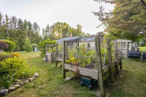 14 Dominican Lane Bluewater ON N0M 1N0