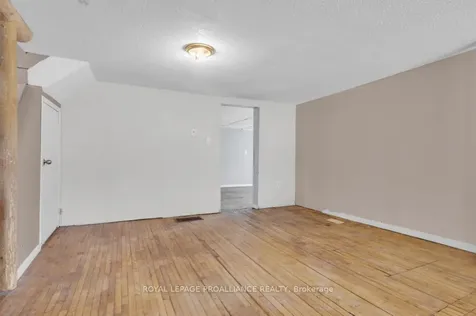 16 Glastonbury Road Addington Highlands ON K0H 2G0