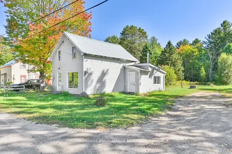 16 Glastonbury Road Addington Highlands ON K0H 2G0